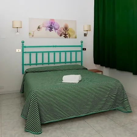Orchidea Πανσιόν 3*